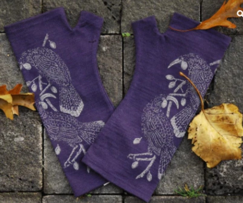 Kate Watts - Purple Merino Fingerless Gloves with Huia